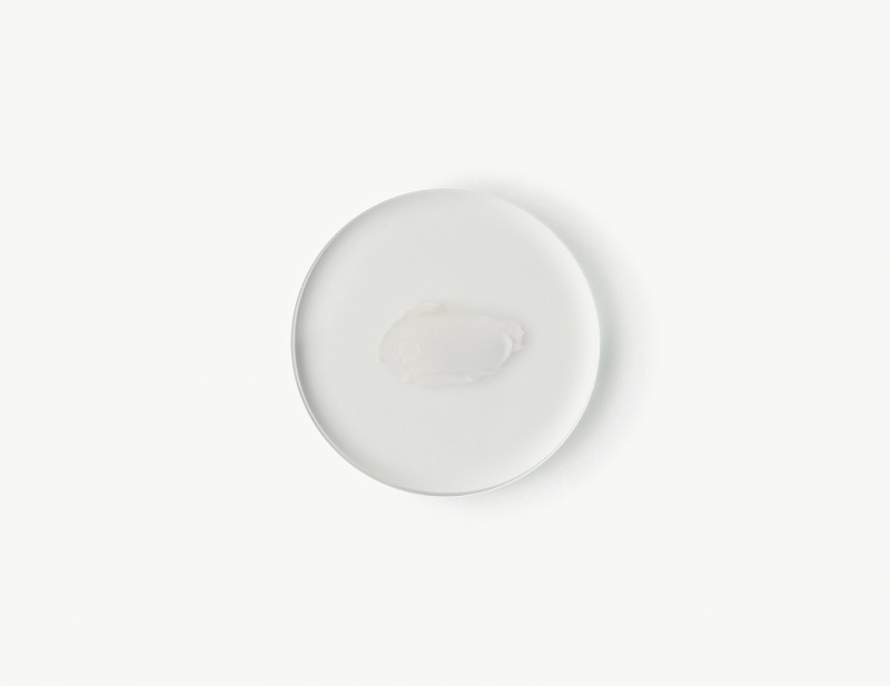 custom-blended nutriment moisturizer